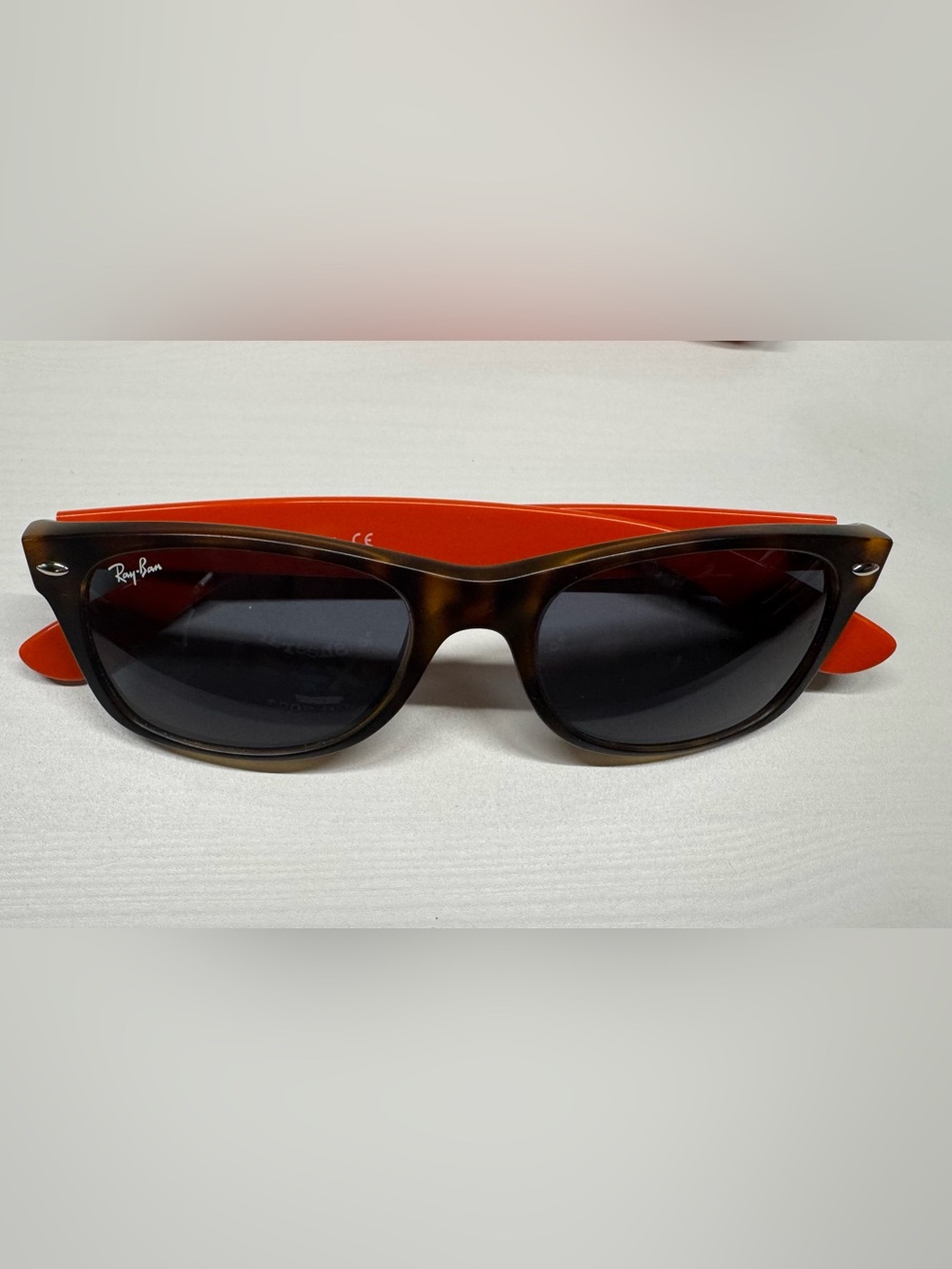 Ray-Ban Wayfarer Sunglasses Tortoise Shell Brown - Picture 3 of 8
